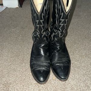 Dan Post black cowboy boots with stitching. Great used condition.